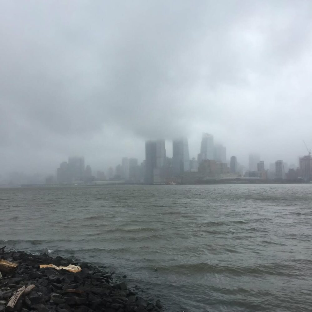Les jours où New York ressemble à une cité qui … - Antoine Vigne