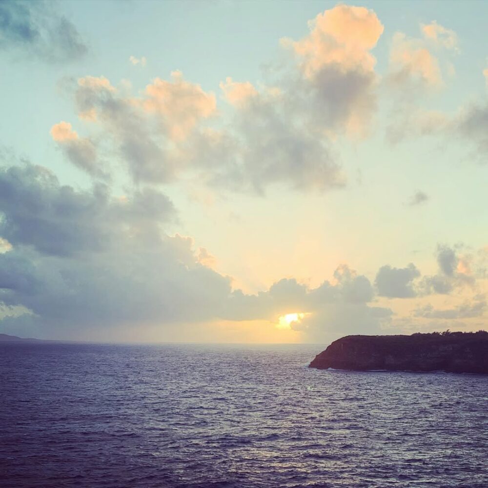 #lastsunrise #2022 #dernierleverdesoleil #dernièr… - Antoine Vigne