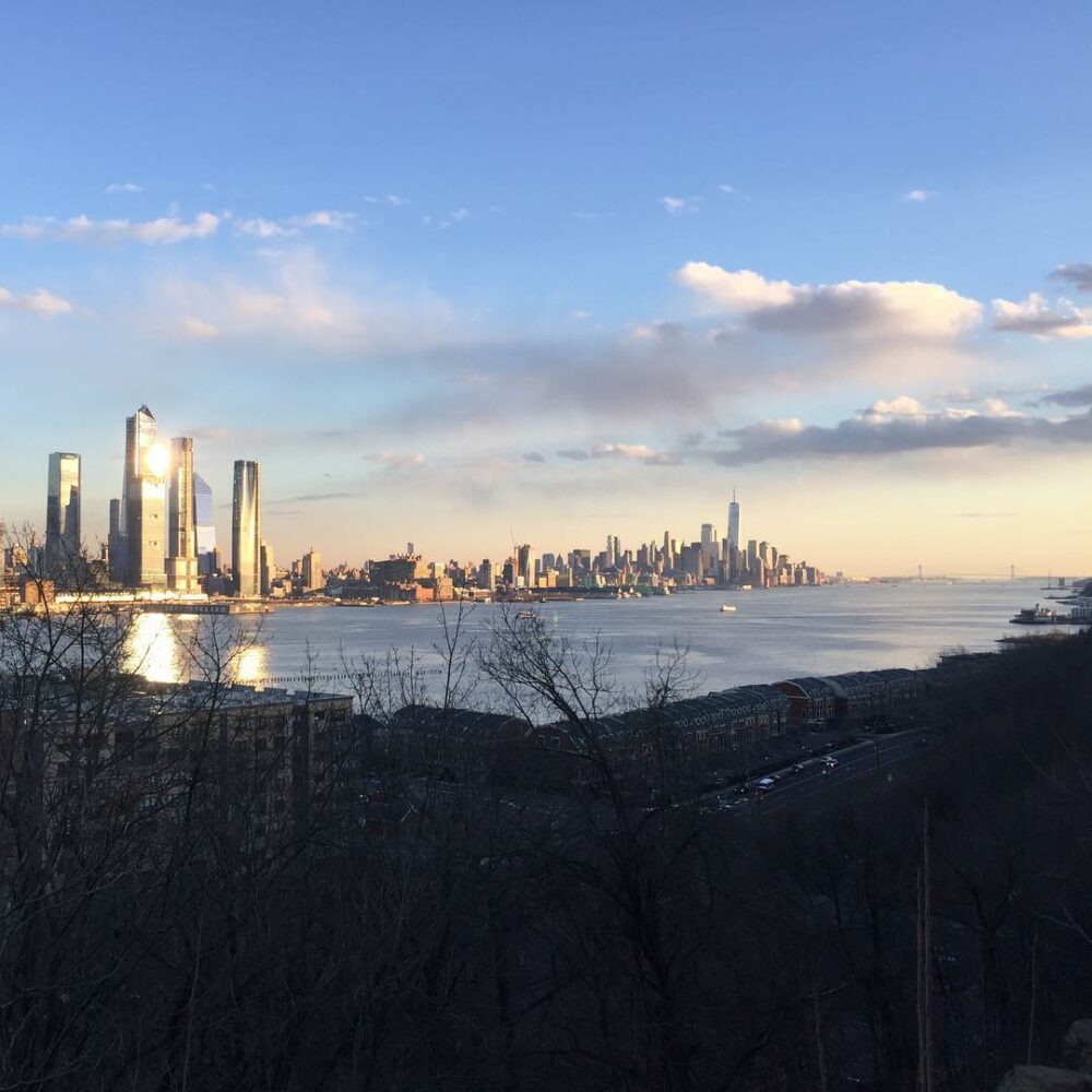New York comme un îlot de science-fiction dans le… - Antoine Vigne