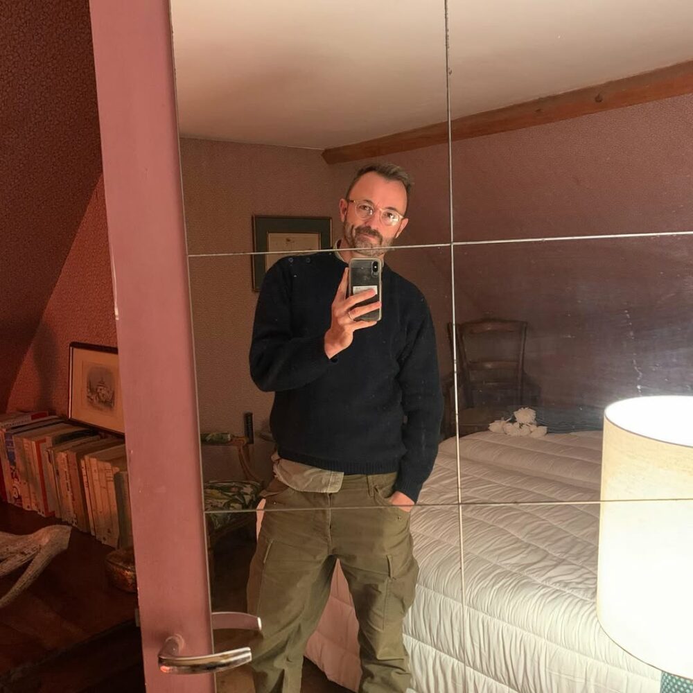 #home #missingmyman #saintlaurentdesbois #afterwri… - Antoine Vigne