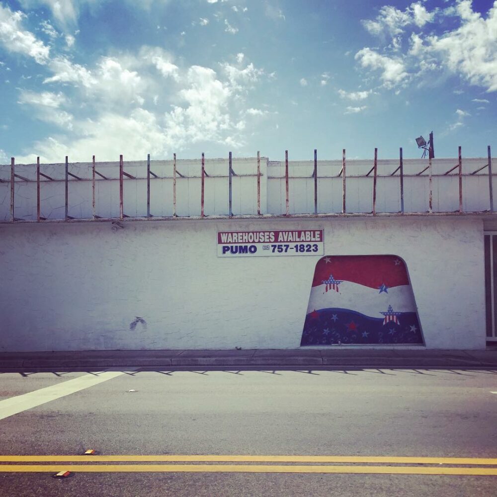 #miami #florida #drivingaround #roadlandscape #urb… - Antoine Vigne