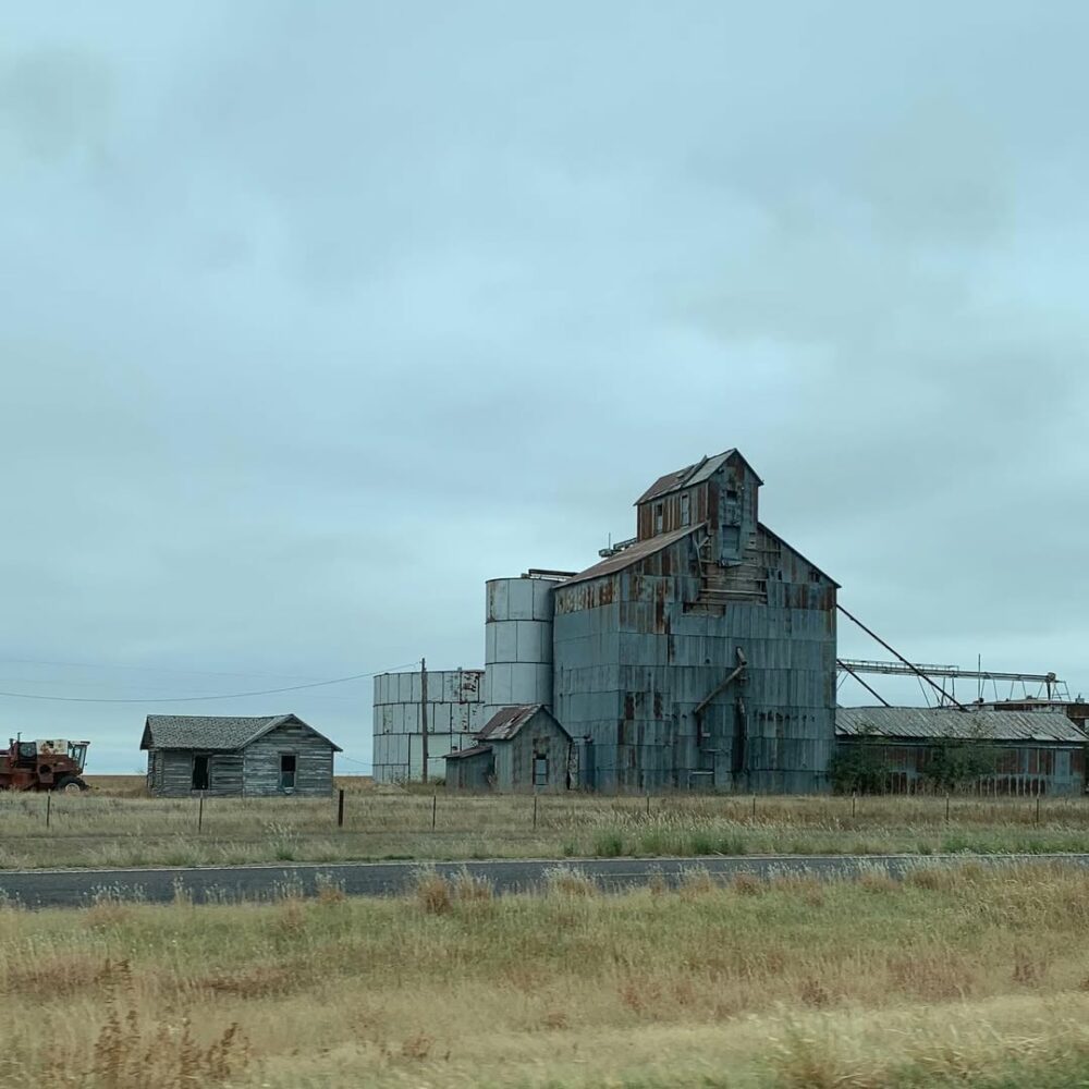 Meanwhile in Texas… #surlaroute #texas #paysageg… - Antoine Vigne