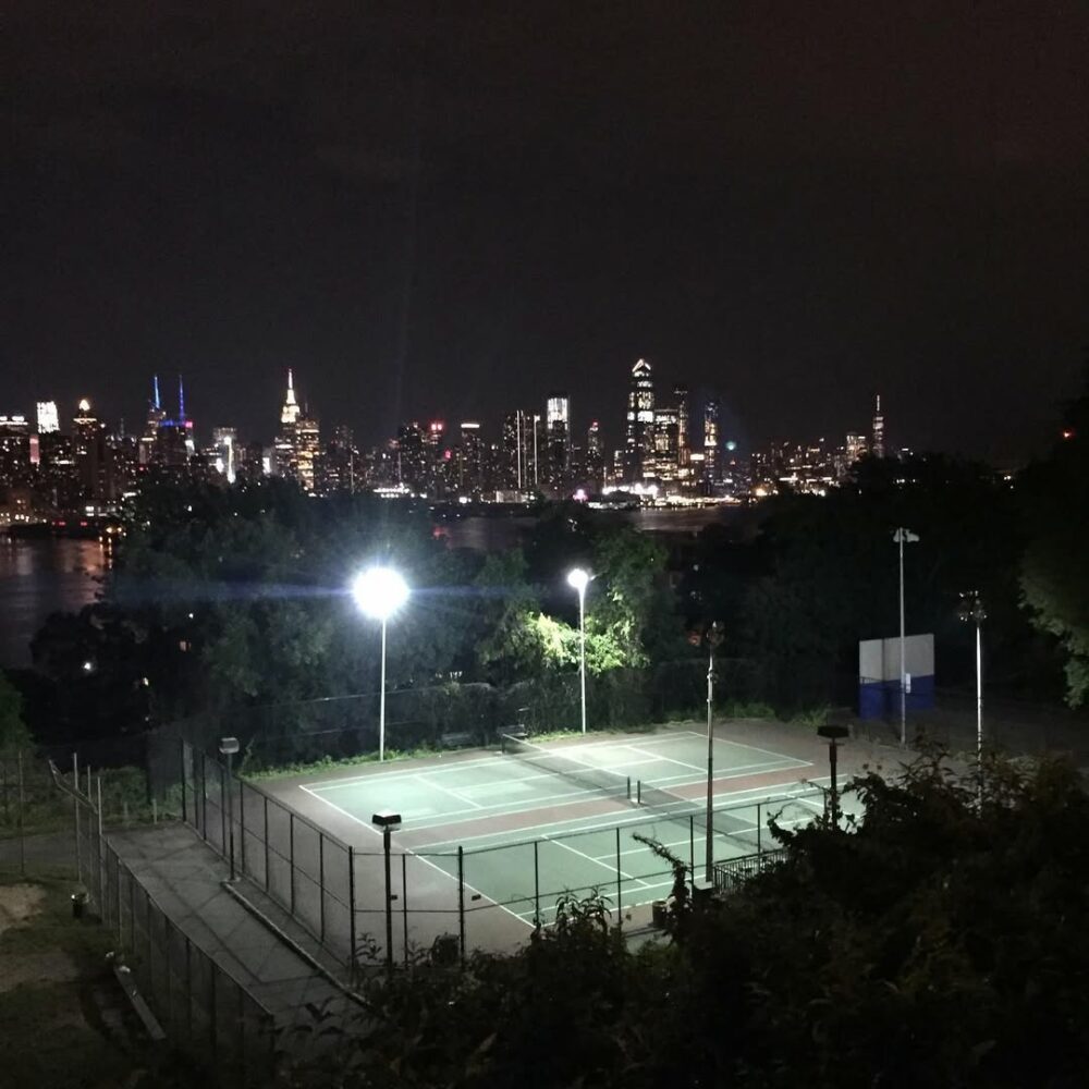 Gutenberg, NJ, 6/7/19 #summernight… - Antoine Vigne