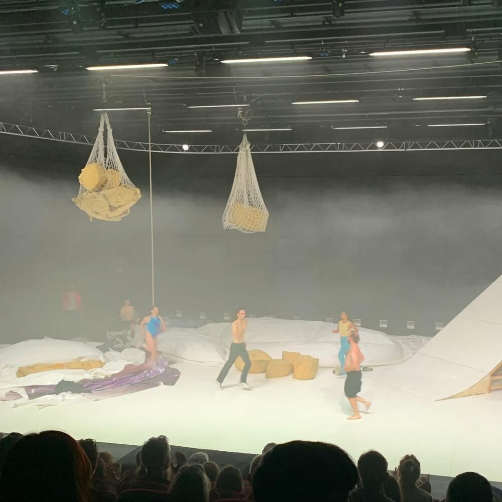 Sublime sublime spectacle de Meg Stuart à Beaubou… - Antoine Vigne