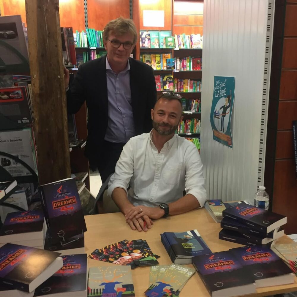 Belle après-midi de dédicaces hier à la Librair… - Antoine Vigne