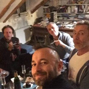 Oh, friends… #soiréeentreamis #paris #home… - Antoine Vigne