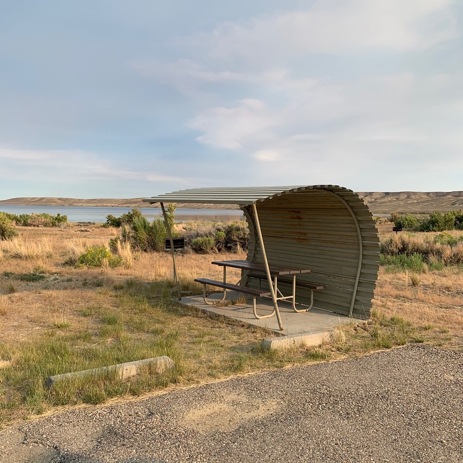 #auboutdumonde #Wyoming #fontenellereservoir #onth… - Antoine Vigne