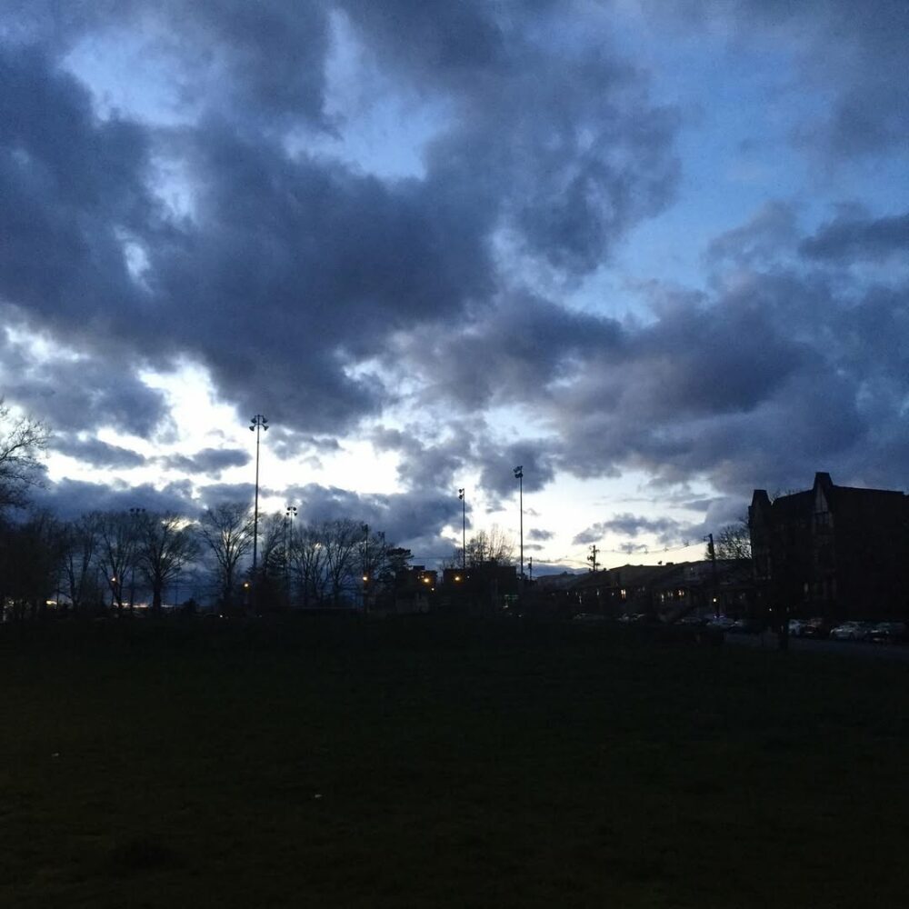#jerseynights #bigskycountry #confinementwalk #une… - Antoine Vigne