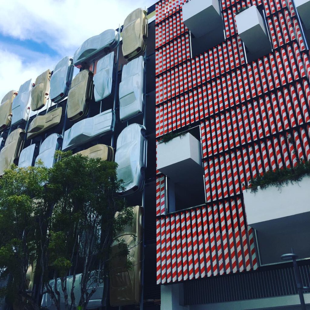 The great facade curated by our friend Terry from … - Antoine Vigne