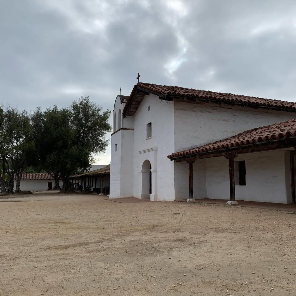 Le long de la côte, il restait Santa Barbara et l… - Antoine Vigne