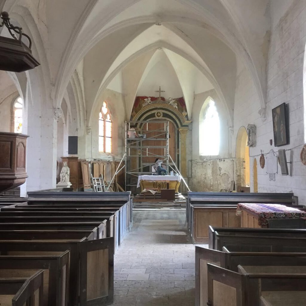 Nous sommes passés devant l’église de Lorges c… - Antoine Vigne