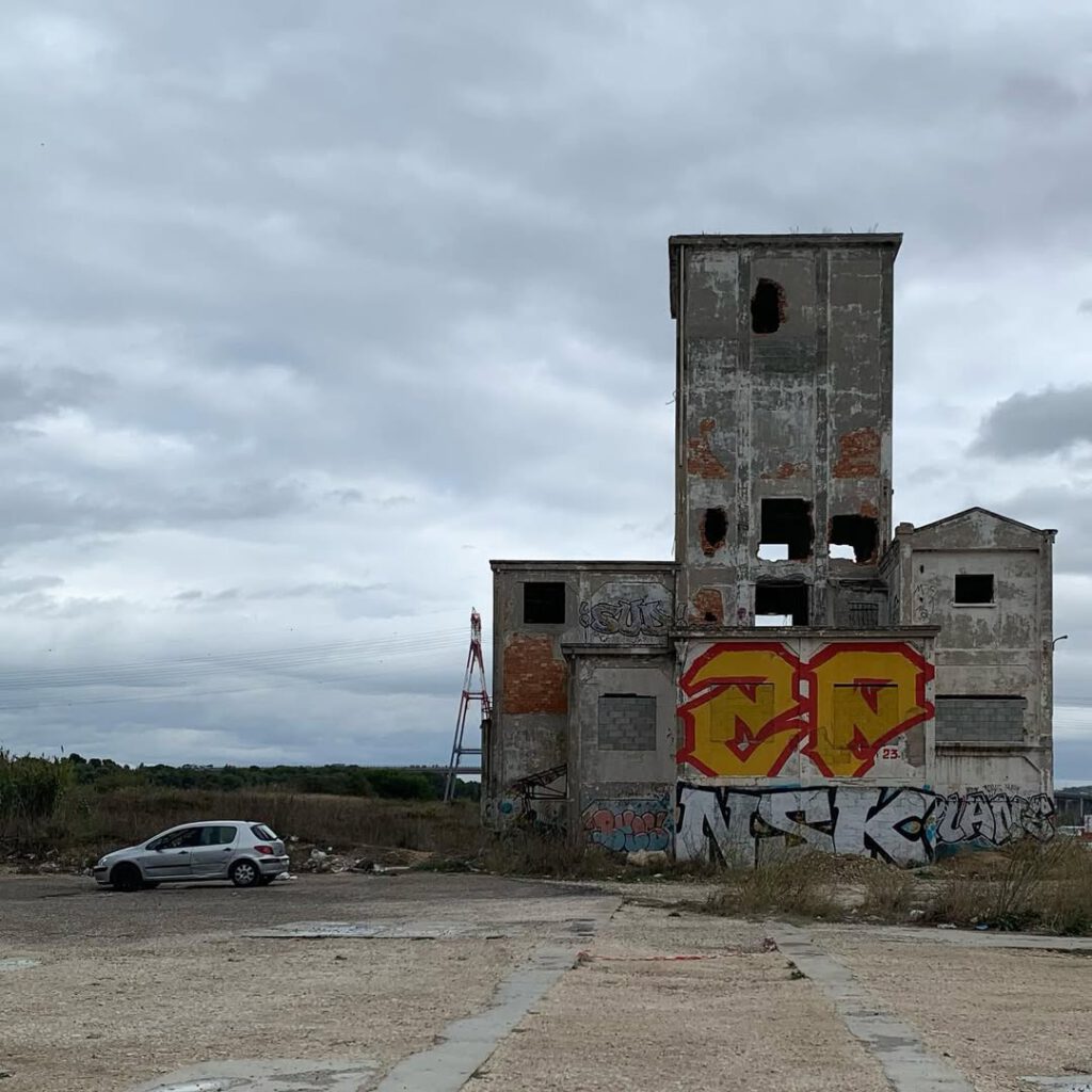 Fos il y a un mois. Aux berges d’une histoire. D… - Antoine Vigne