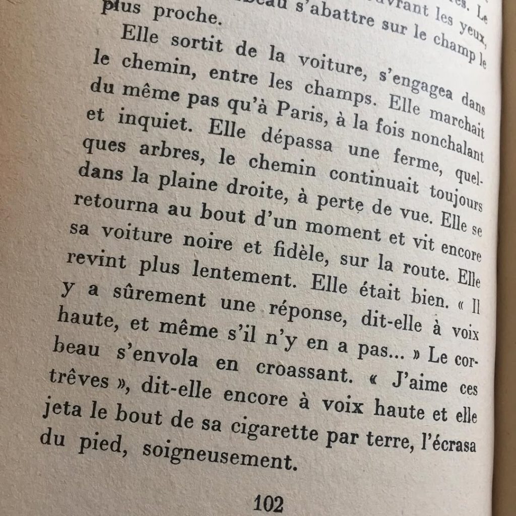 Je lis Dans un mois, dans un an de Françoise Saga… - Antoine Vigne