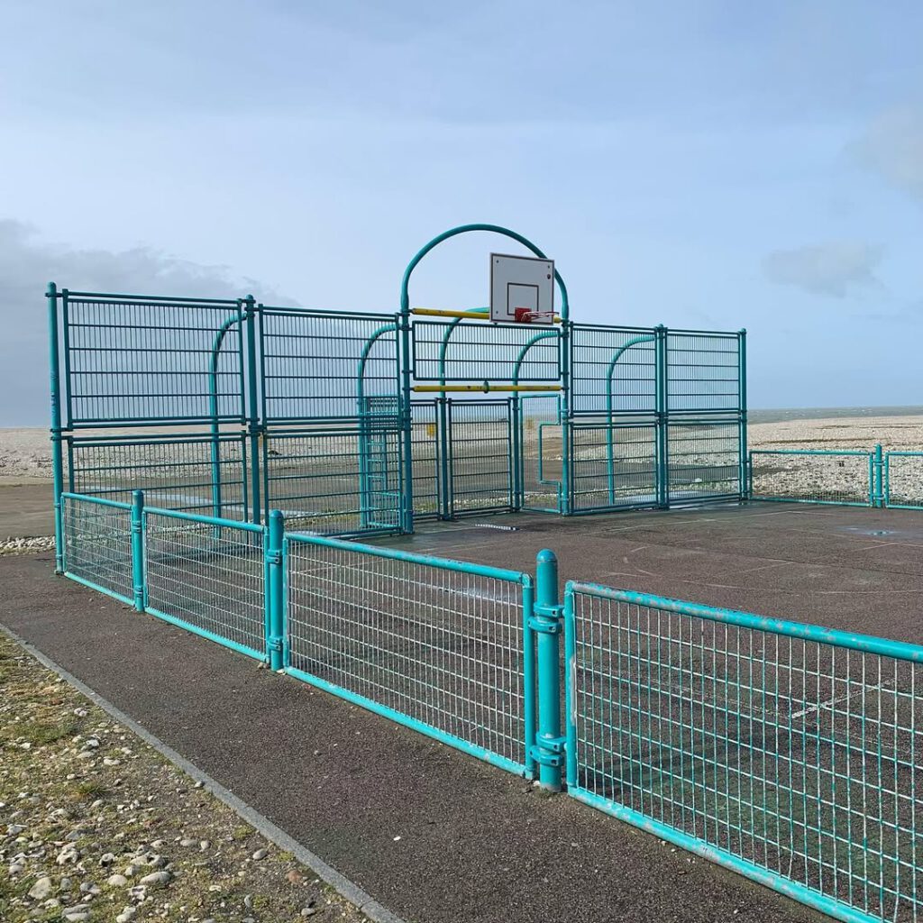 La plage du Havre, la vue sur Sainte-Adresse, les … - Antoine Vigne