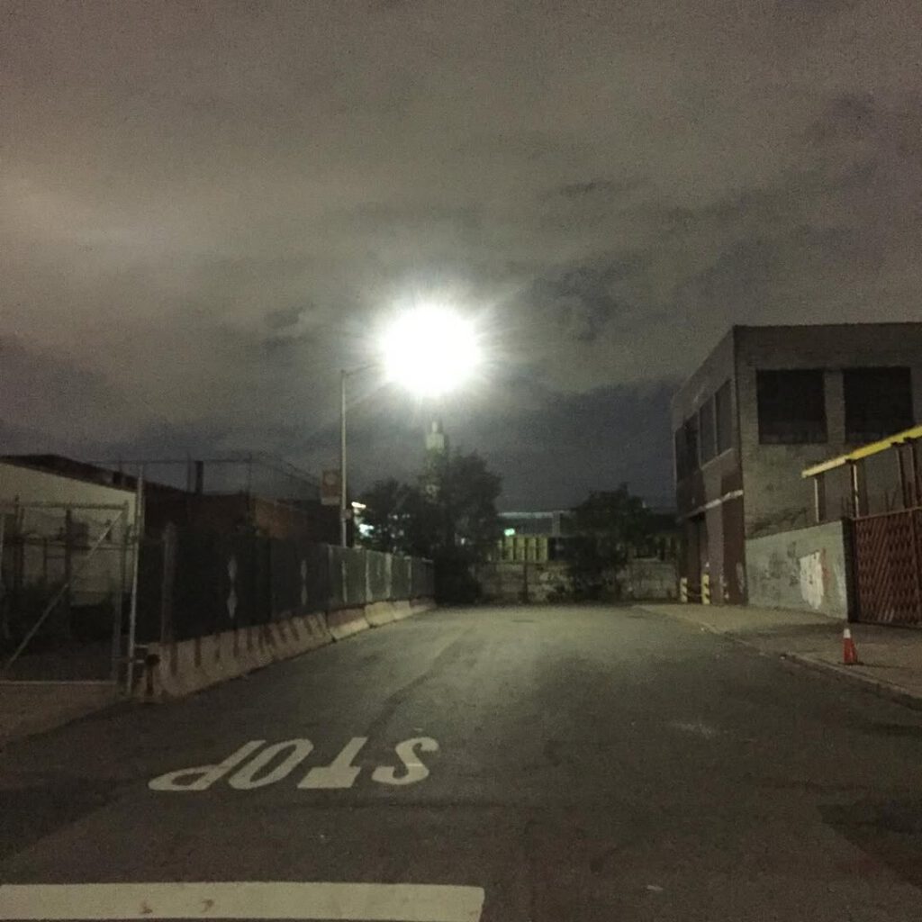 Walking through Bushwick on a hot summer night #Bu… - Antoine Vigne