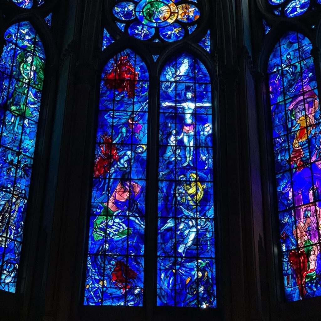 Reims aussi, la neige, la cathédrale, les rois im… - Antoine Vigne