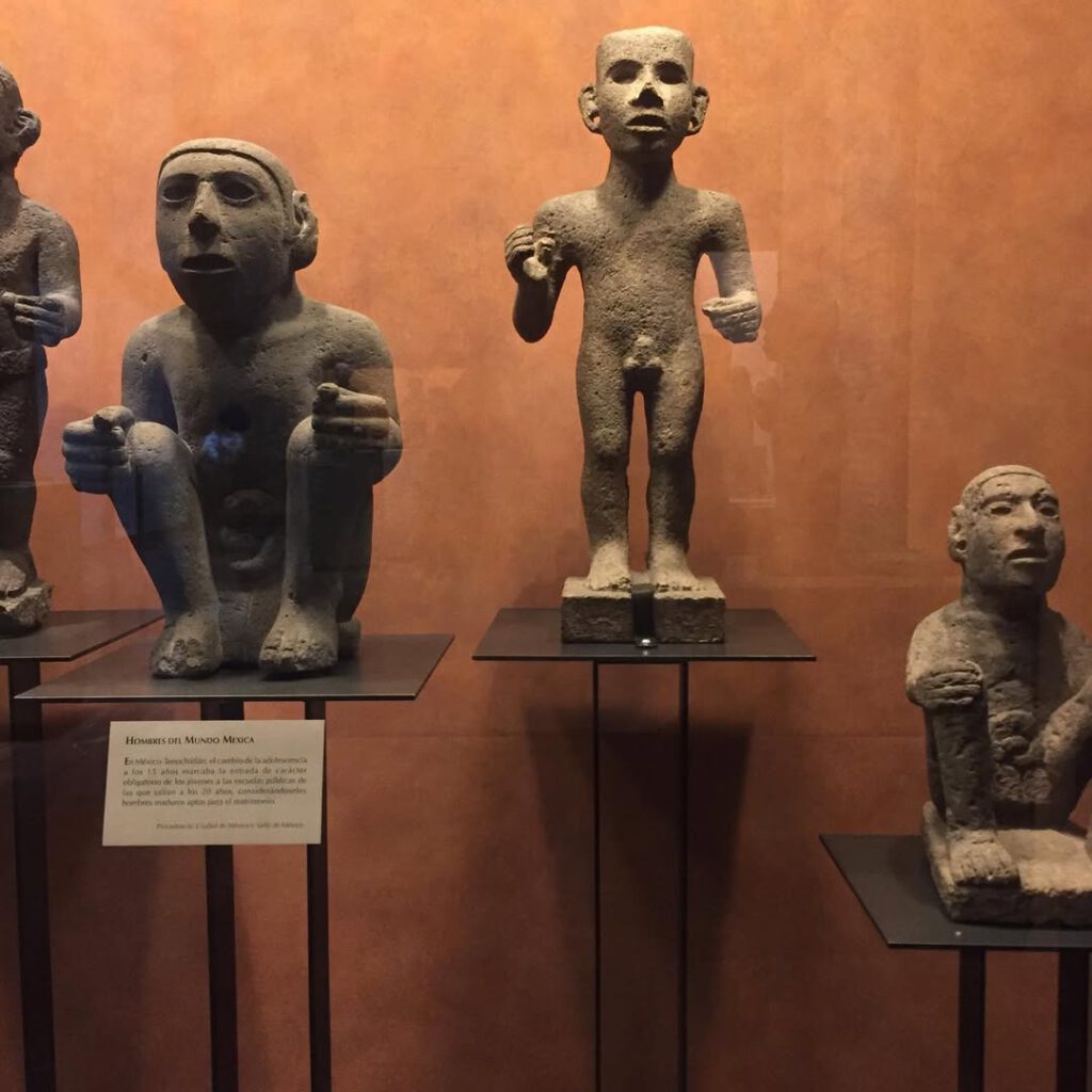 Les masques, les sculptures, les visages des civil… - Antoine Vigne
