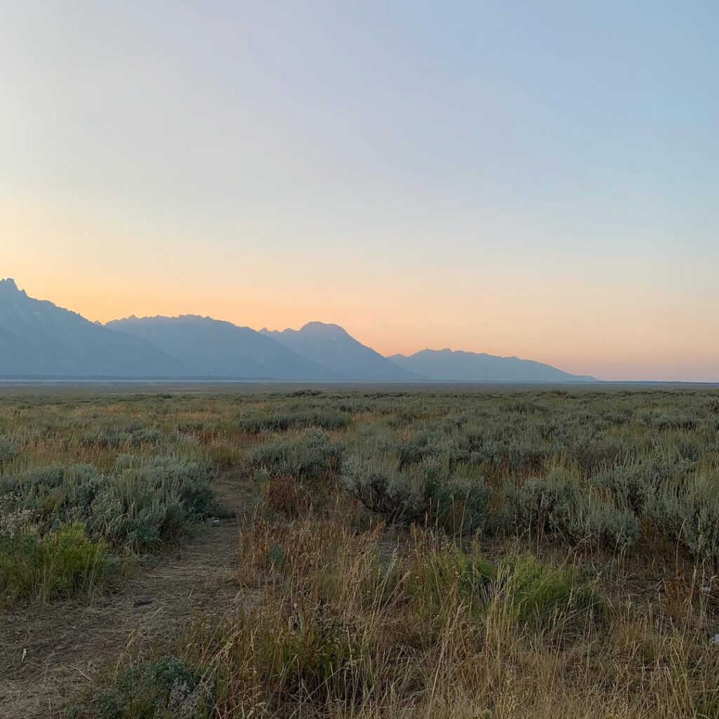 Amazing sunset over the Tetons #sunset #grandteton… - Antoine Vigne
