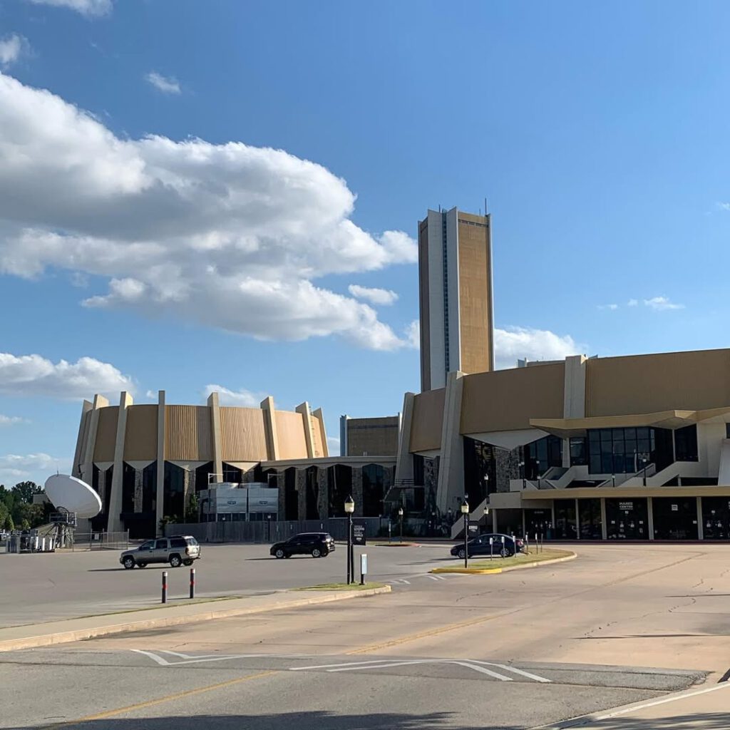 Tulsa, que je continue d’explorer. J’aime ces … - Antoine Vigne