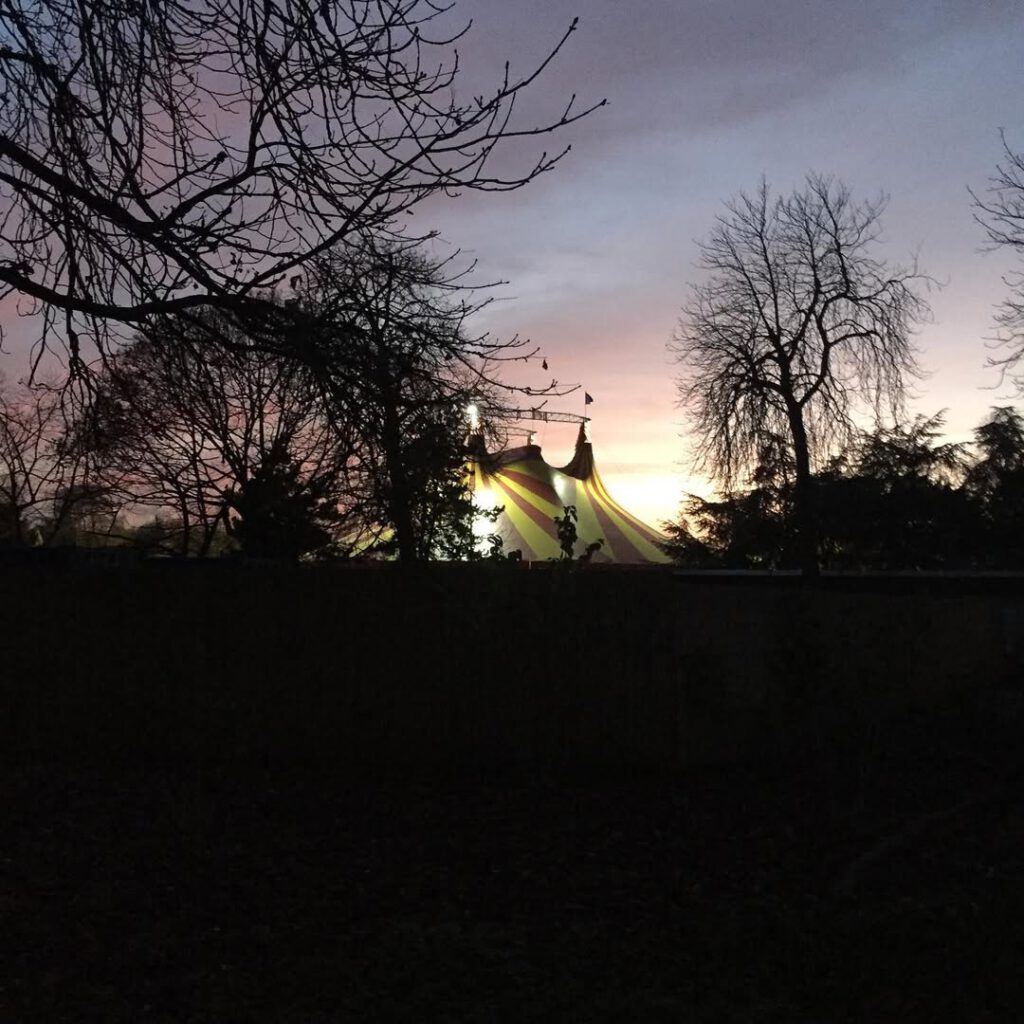 Oh, Paris… #paris #home #unjouraparis #promenade… - Antoine Vigne