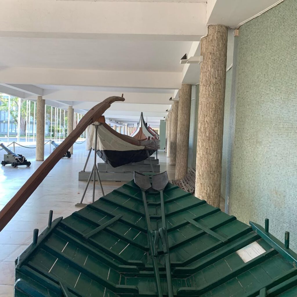 Belem, le musée de la Marine fermé, nous arrivon… - Antoine Vigne