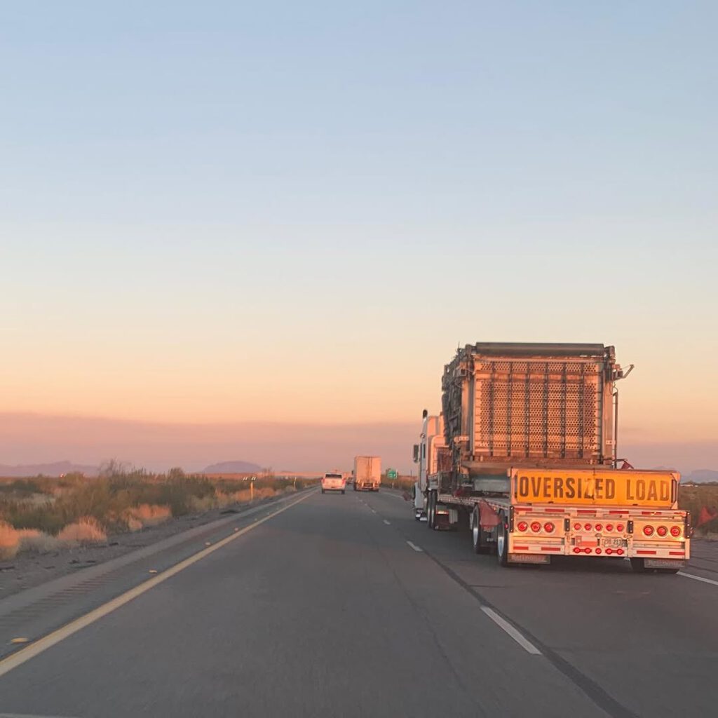 Toujours partout ces images enivrantes de la route… - Antoine Vigne