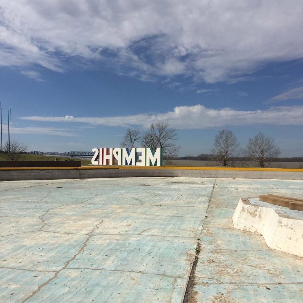 Memphis donc… une ville comme toutes ces villes … - Antoine Vigne