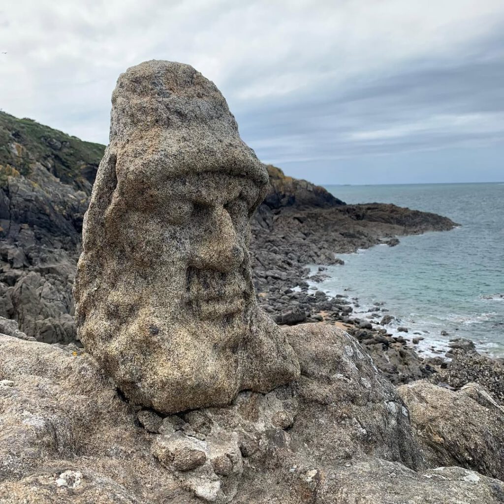 #journéebretonne #saintmaloetlacôte #lameretleve… - Antoine Vigne