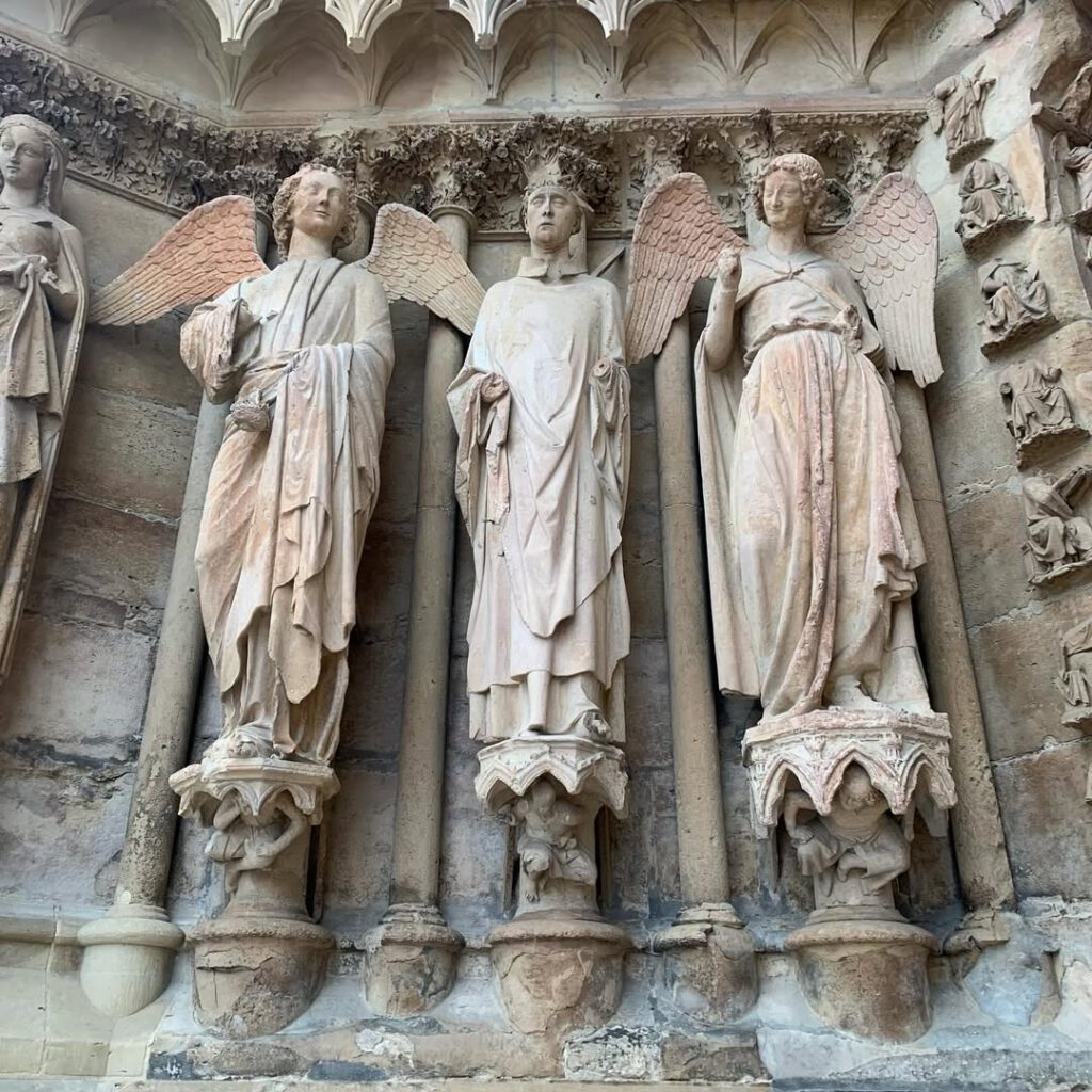 Reims aussi, la neige, la cathédrale, les rois im… - Antoine Vigne