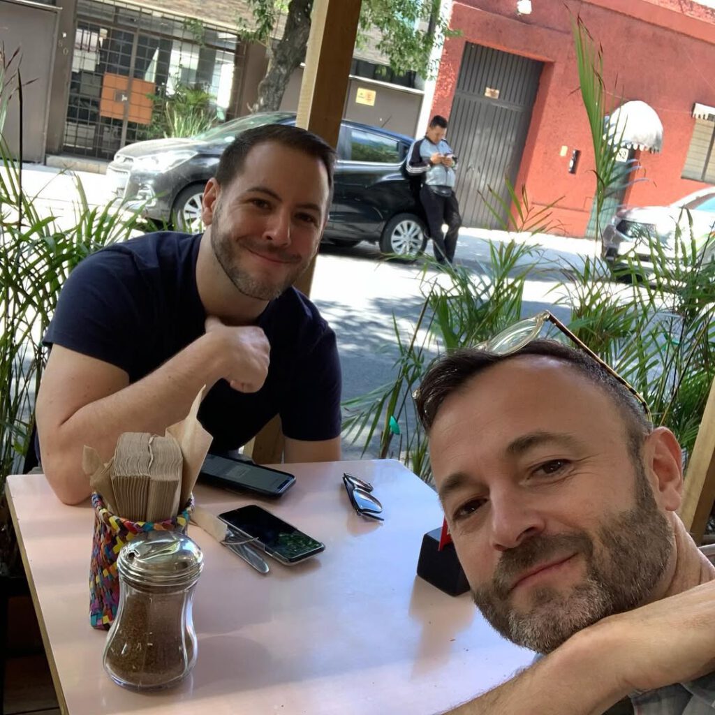 #mexicocityvibes #minirécit #vacancesmexicaines #… - Antoine Vigne