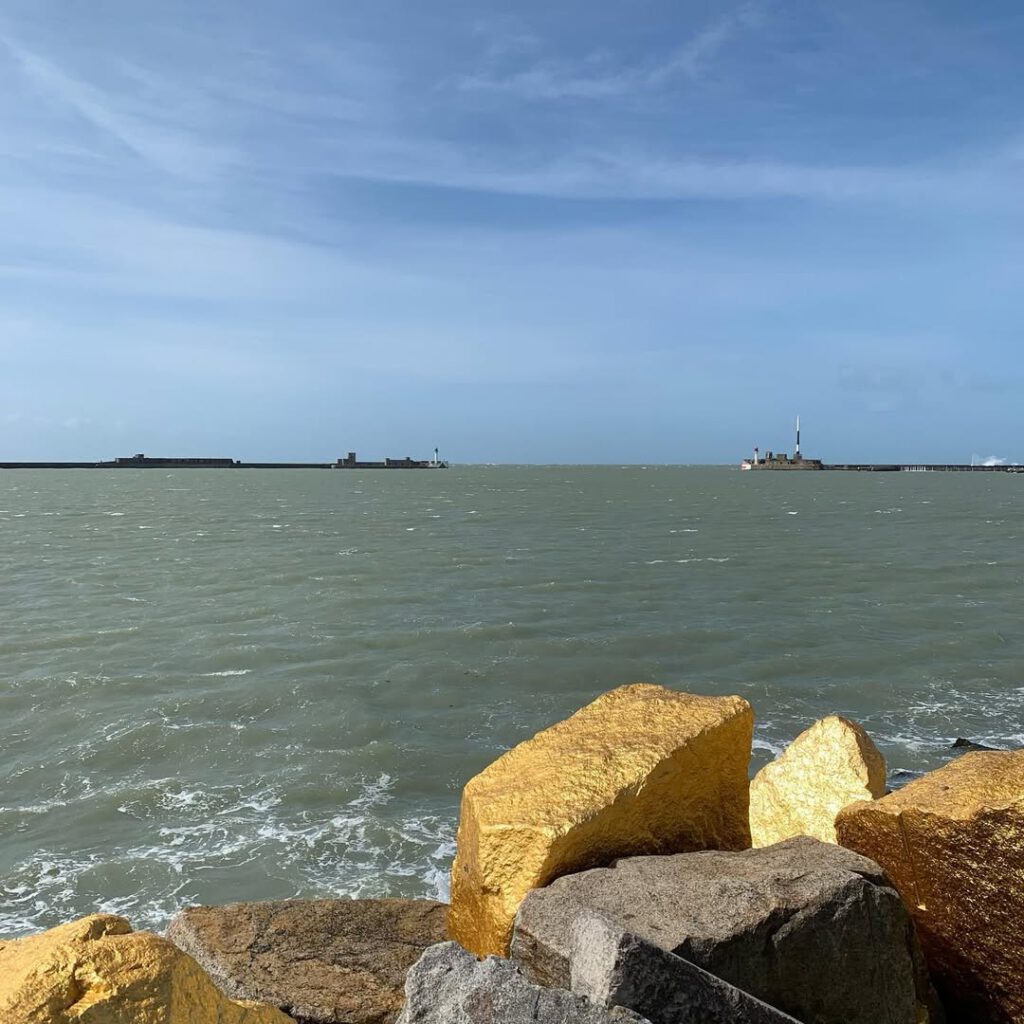 La plage du Havre, la vue sur Sainte-Adresse, les … - Antoine Vigne
