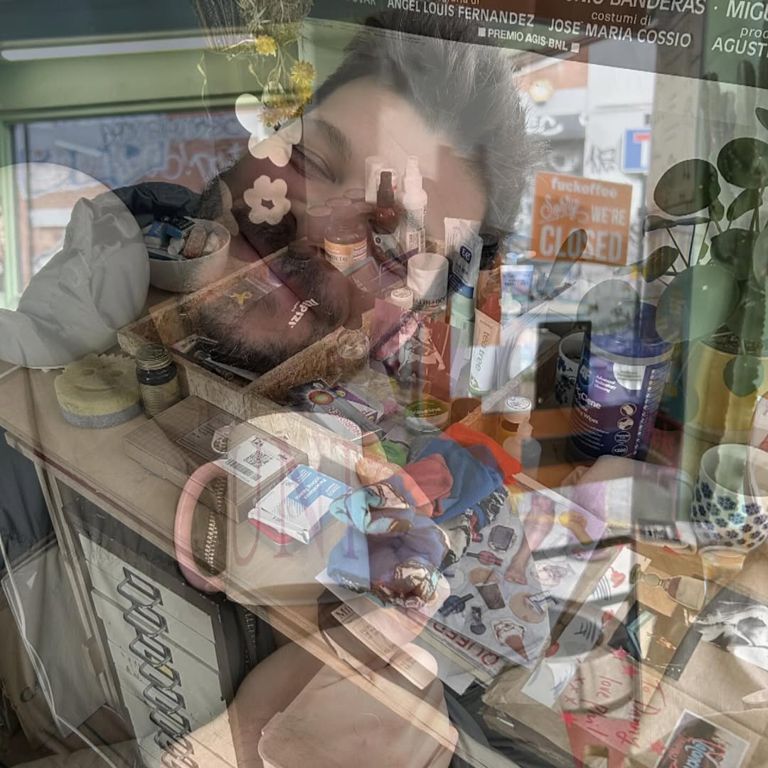 #danny #london #friends #portrait… - Antoine Vigne